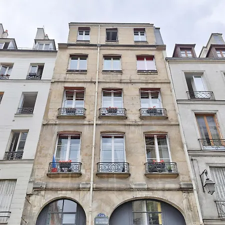 Urban Flat 120 - Charming 3 Bedroom Flat In Le Marais Parigi